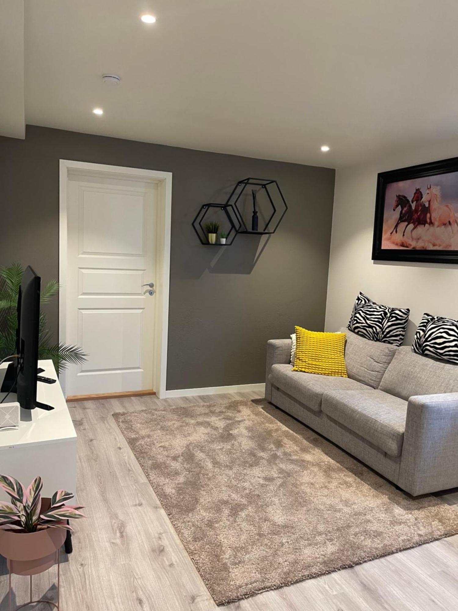 Home For Your Trip 10 Minutes From Oslo Airport With Free Parking Klofta 外观 照片